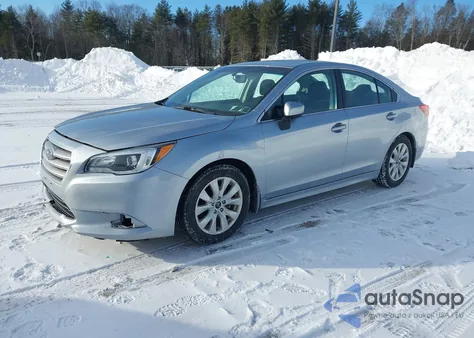 2017 Subaru Legacy 2.5I Premium z USA, uszkodzony, nr VIN 4S3BNAD68H3002703